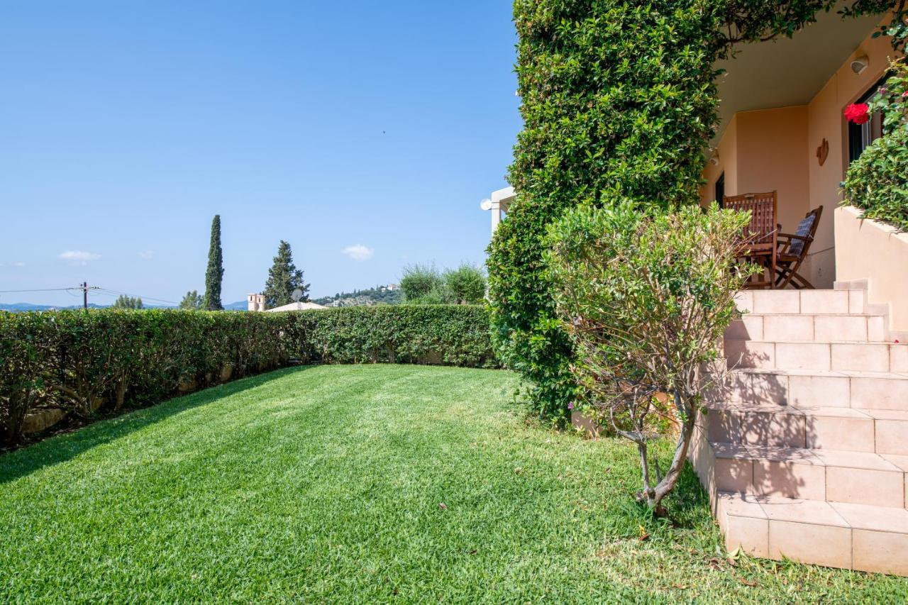 Riviera Barbati - Villa Angela Esterno foto