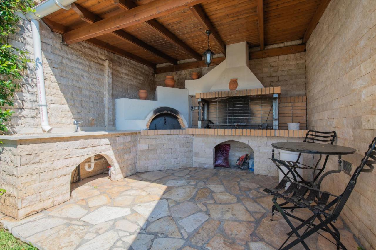 Riviera Barbati - Villa Angela Esterno foto